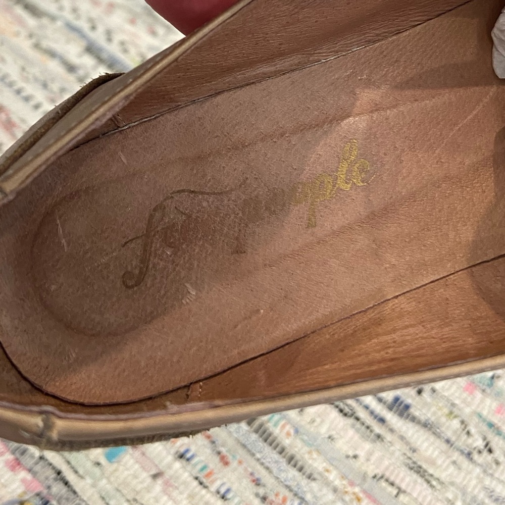 Free People, beautiful tan and cognac flats, size 39 - Picture 7 of 8